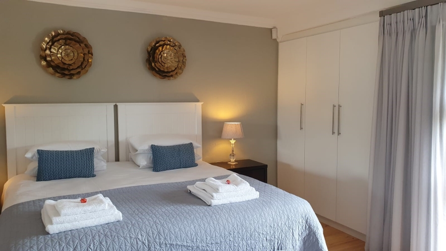 4 Bedroom Property for Sale in Heatherlands Western Cape